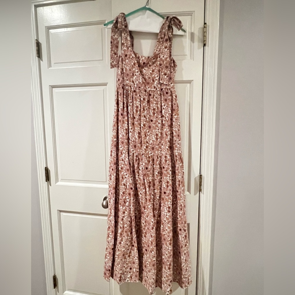 House of Harlow 1960 pale pink flower maxi dress. Size small